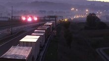 Kolona kamiona na Bajakovu duga čak 15 kilometara