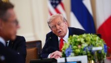 Nadrealna scena: Stubb sjedi preko puta Trumpa, a ovaj pita gdje je