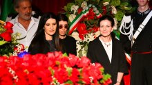 Tuga u Rimu: Italija se oprostila od televizijske legende, viđene Laura Pausini i Giorgia