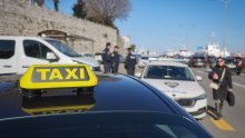 Taksist u Zadru naplatio vožnju 150 eura više od dogovorenog pa završio u pritvoru