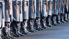 Njemački pukovnik: Ne budite naivni, morat ćete poslati desetke tisuća vojnika u Ukrajinu