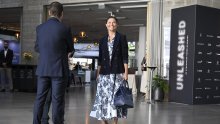 U jednoj od najljepših cvjetnih haljina buduća kraljica očitala lekciju iz stila