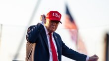 Insajder otkrio kakav je Trump zapravo: Ne zatvara usta, nema prijatelja i drami oko spavaće sobe