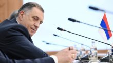 Dodik upao u entitetski parlament, svađao se s oporbom: 'Došli smo do zida!'