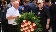 VELIKA FOTOGALERIJA Pogledajte tko je sve došao na ukop žrtava iz jame Jazovka