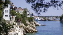 Zeleni biser Egejskog mora: Grčki otok kao odličan izbor za jesenski odmor