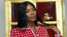 Naomi Campbell oduševila linijom u šestom desetljeću