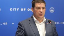 Butković o brodu s azbestom: 'Prevareni smo, ali brod mora otići do utorka!'