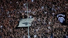Rijeka je gubila, a stadionom se orila Partizanova pjesma; poslušajte navijače u Solunu