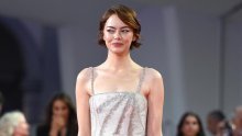 Svi su gledali u njezinu haljinu: Emma Stone iznenadila povratkom gotovo zaboravljenog trenda