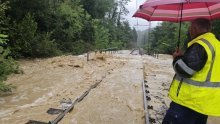 Nevrijeme prohujalo Slovenijom: Bujice nosile sve pred sobom, posebno teško u Kopru