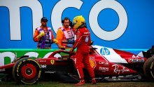 Lewis Hamilton žestoko kažnjen