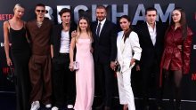 Harper Beckham se pretvara u majčinu kopiju: U ovom izdanju ista je Victoria
