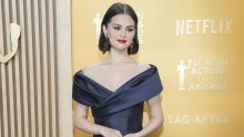 Selena Gomez obožava čizme koje ili volite ili ne, a sad ima još jedan hit model