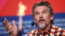 Varao je Umu s dadiljom: Ethan Hawke progovorio o razvodu, ali i poniženju
