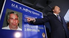 Demokrati objavili cijelu Trumpovu čestitku Epsteinu: Sada znamo da je lagao