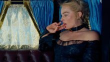 Pogledajte 'vrući' trailer s Margot Robbie i Jacobom Elordijem:  'Orkanski visovi' obećavaju puno erotike