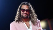 Jason Momoa dobio je dostojnu zamjenu: Na crvenom tepihu pridružio mu se sin