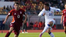 Srbi opasno živjeli u Rigi, spasio ih Vlahović; pogledajte gol za pobjedu