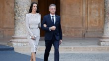 Slovenski premijer oženio 19 godina mlađu: Njihova veza sve je iznenadila - evo tko je mladenka