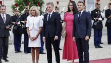 Zasjenila je čak i Brigitte Macron: Nova 'prva dama' Slovenije mamac je za poglede