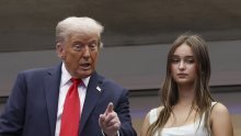 Umjesto Melanije Donaldu Trumpu društvo je pravila samozatajna unuka, kći Ivanke Trump