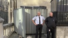 Banksy na sudu: novi mural izazvao buru u Londonu, odmah je prekriven