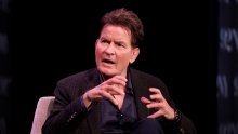 Charlie Sheen šokirao priznanjima: Dotakao se ovisnosti, gubitka nevinosti, ali i dijagnoze HIV-a