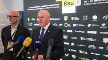 Bespravna gradnja postaje kazneno djelo, ministar Bačić govorio i o  skupim kvadratima