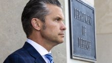 Avion američkog ministra rata morao prisilno sletjeti u Britaniju
