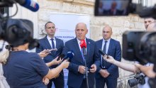 Bačić: Zatvaramo vrata daljnjoj eksploataciji ugljikovodika u Jadranu