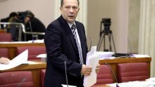 'Registracijom birača kršite Ustav i smanjujete broj birača'