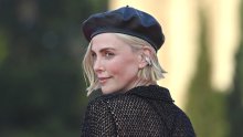Nakon Brada Pitta na meti lopova našla se i Charlize Theron