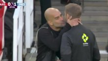 Guardiola je postao viralni hit! Pogledajte kako je poljubio suca