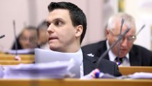 'Odluka Ustavnog suda je politička odluka'