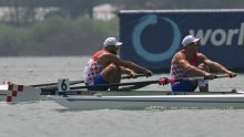 Sinkovići i Lončarići na SP-u u veslanju ostali bez finala