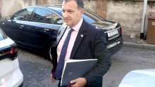 Liječnička komora reagirala na zapošljavanje Beroša, otkrili i detalje o njegovoj licenci