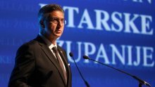 Plenković: Nema dokaza da bi se kod svinjske kuge radilo o specijalnom ratu