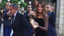 Napravila i incident: Carla Bruni najveća je podrška svom suprugu