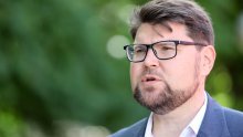 Peđa Grbin odlazi iz Sabora: 'Bilo je lijepo, bila je čast! Hvala vam svima'