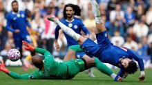 Chelsea s igračem manje primio dva gola u sudačkoj nadoknadi