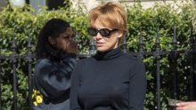 Zbogom plavim uvojcima: Pamela Anderson postala je crvenokosa, a razlog bi vas mogao iznenaditi