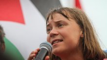 VIDEO U zoni visokog rizika: Izraelski ratni brod kruži oko flotile Grete Thunberg