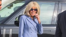 Brigitte Macron iznenadila trapericama, modelom za koji se vjerovalo da je izašao iz mode