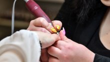 Inspektori u lovu na zabranjene gel lakove: Evo kakve kazne prijete salonima