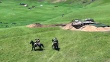 Pojavile se slike Rusa na konjima: Hoće li stvarno u galopu jurišati na Ukrajince!?