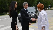 Sloveniju trese skandal: Premijer zaštitarima nabio prekovremene sate i sredio nadrealne plaće