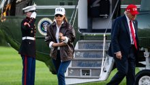 Internet bruji zbog neuobičajenog pokliča Melanije Trump pred 10.000 mornara
