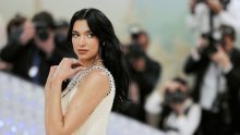 'Razdragani' obožavatelj izazvao lavinu osuda: Dua Lipa doživjela neugodnu situaciju