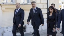 Plenković: Jednosmjenska nastava za sve osnovne škole do 2030.